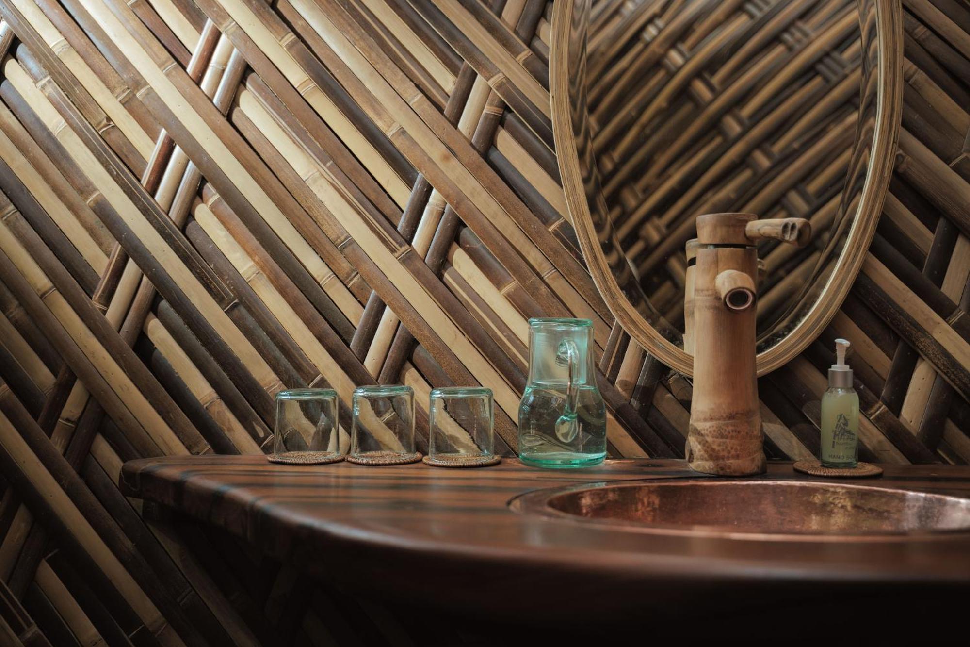 Bambu Indah Resort Ubud Exterior foto