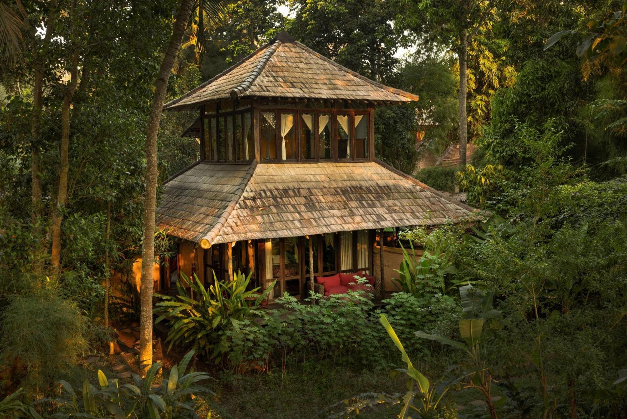 Bambu Indah Resort Ubud Exterior foto